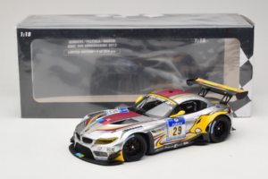 BMW Z4 GT3 #29 VDS Racing Team B. Leinders / F. Paltalla ADAC 24 Hours Nurburgring 2012 Minichamps 1:18 151122329 Métal — image 6 sur 6