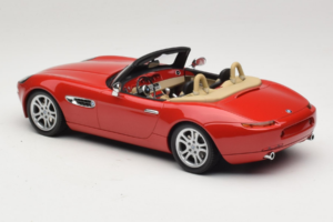 BMW Z8 Rouge Minichamps 1:18 155024230 Métal — image 5 sur 6