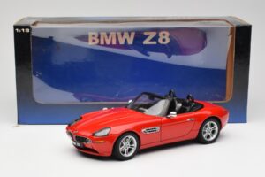 BMW Z8 E52 Rouge AUTOart 1:18 70513 Métal — image 8 sur 8