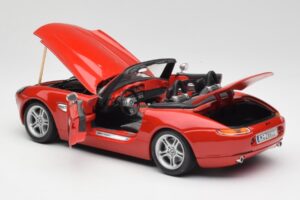 BMW Z8 E52 Rouge Métallisé Bburago 1:18 18-12032 Métal — image 5 sur 8