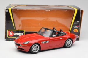 BMW Z8 E52 Rouge Métallisé Bburago 1:18 18-12032 Métal — image 8 sur 8