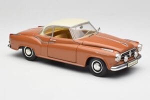 Borgward Isabella Coupé Bronze Blanc Revell 1:18 08982 Métal — image 6 sur 8
