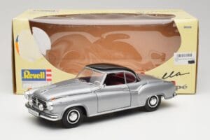 Borgward Isabella Coupé Gris & Noir Revell 1:18 8989 Métal — image 2 sur 8