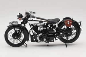 Brough Superior SS 100 T. E. Lawrence Minichamps 1:18 122135500 Métal — image 3 sur 6