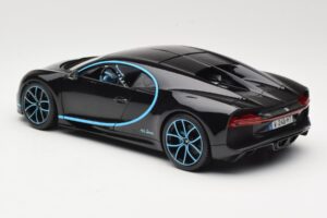 Bugatti Chiron Noir & Bleu Bburago 1:18 18-11040BK Métal — image 7 sur 8