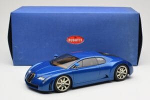 Bugatti EB 18.3 Chiron Bleu AUTOart 1:18 70911 Métal — image 8 sur 8
