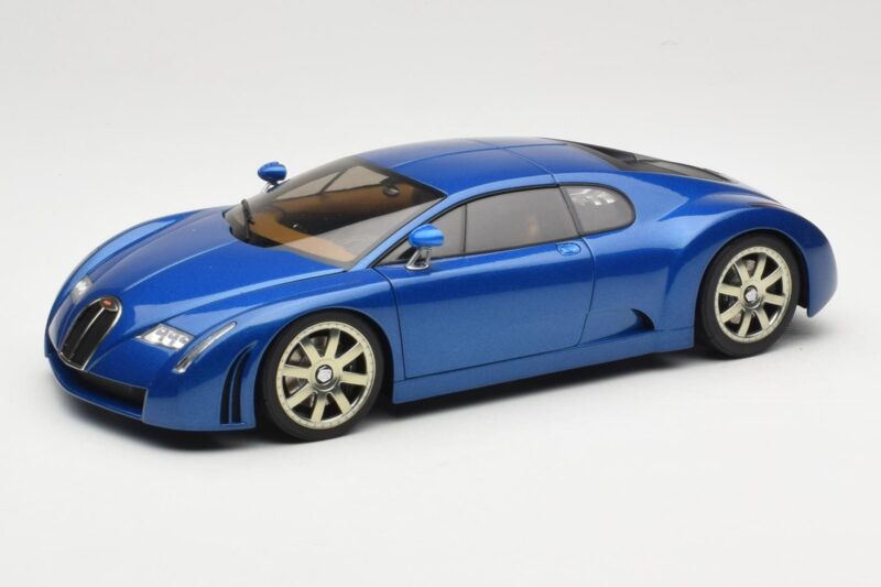 Bugatti EB 18.3 Chiron Bleu AUTOart 1:18 70911 Métal