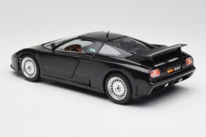 Bugatti EB110 Noir Bburago 1:18 3055 Métal — image 7 sur 8