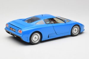 Bugatti EB110 Bleu Bburago 1:18 3035 Métal — image 3 sur 8