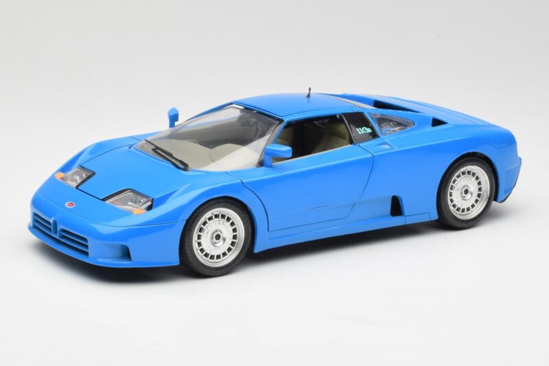 Bugatti EB110 Bleu Bburago 1:18 3035 Métal