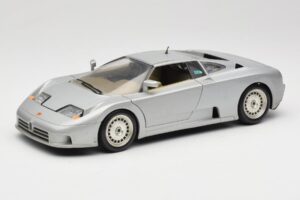 Bugatti EB110 Argent Bburago 1:18 3035-S Métal