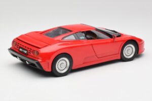 Bugatti EB110 SS Rouge Anson 1:18 30303-W-M1 Métal — image 3 sur 8