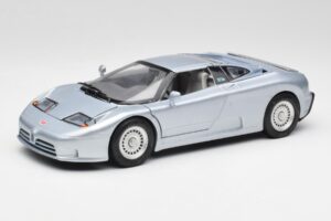 Bugatti EB110 SS Argent Anson 1:18 30303-W-M2 Métal
