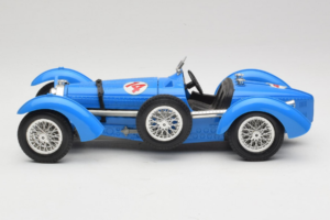 Bugatti Type 51 Grand Prix #14 Bleu Bburago 1:18 3012-M1 Métal — image 3 sur 6