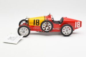 Bugatti T35 National Colors Spain CMC 1:18 M-100-B-016 Métal — image 3 sur 6