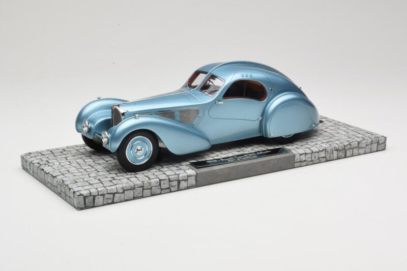 Bugatti Type 57SC Atlantic Bleu Minichamps 1:18 107110320 Métal