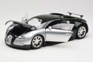 Bugatti Veyron Edition Centenaire Chrome Green Minichamps 1:18 100110852 Métal — image 2 sur 8