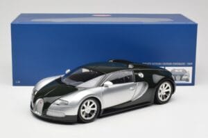 Bugatti Veyron Edition Centenaire Chrome Green Minichamps 1:18 100110852 Métal — image 8 sur 8