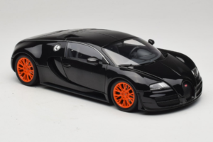 Bugatti Veyron Super Sport Black Metallic Minichamps 1:18 100110842 Métal — image 6 sur 8