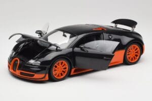 Bugatti Veyron Super Sport World Record Edition Carbon & Orange Minichamps 1:18 100110840 Métal — image 2 sur 8