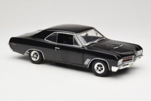 Buick GS 400 Noir American Muscle 1:18 33086 Métal — image 6 sur 8