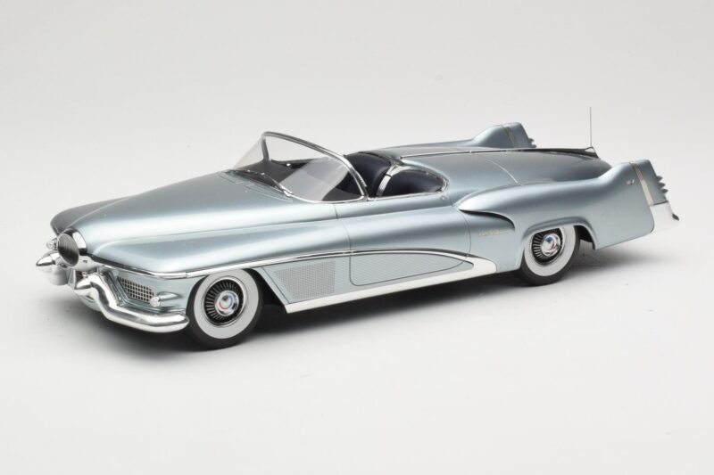 Buick Le Sabre Concept Light Blue Metallic BoS Models 1:18 BOS199 Résine