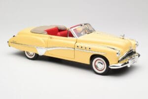 Buick Roadmaster Chrome Yellow Motormax 1:18 23124646-M17 Métal — image 6 sur 8