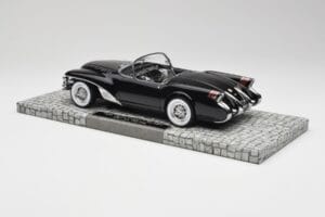 Buick Wildcat II Concept Noir Minichamps 1:18 107141222 Métal — image 5 sur 6