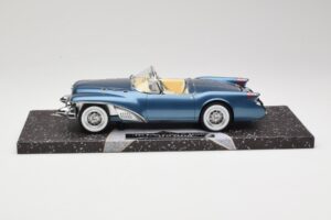 Buick Wildcat II Concept Bleu Minichamps 1:18 107141220 Métal — image 3 sur 6