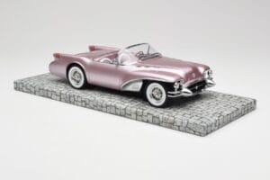 Buick Wildcat II Concept Salmon Metallic Minichamps 1:18 107141221 Résine — image 4 sur 6
