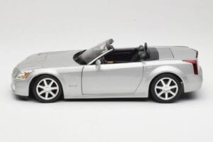 Cadillac XLR Cabriolet Argent Hot Wheels 1:18 53838 Métal — image 4 sur 8