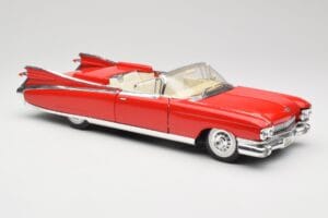 Cadillac Eldorado Biarritz Bolero Red Maisto 1:18 31813 Métal — image 6 sur 8