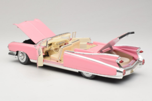 Cadillac Eldorado Biarritz Rose Maisto 1:18 36813 Métal — image 5 sur 8