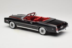 Cadillac Eldorado Cabriolet Noir MCG 1:18 MCG18473 Métal — image 7 sur 8