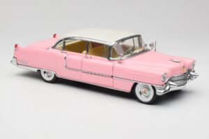 Cadillac Fleetwood Elvis Presley Rose MRC 1:18 LIC1000 Métal — image 6 sur 8