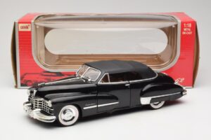 Cadillac Series 62 Noir Anson 1:18 30345 Métal — image 8 sur 8