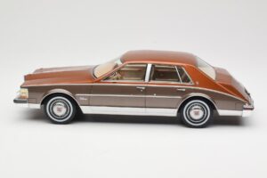 Cadillac Seville Brown Metallic BoS Models 1:18 BOS333 Résine — image 3 sur 6