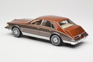Cadillac Seville Brown Metallic BoS Models 1:18 BOS333 Résine — image 5 sur 6