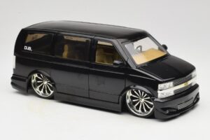 Chevrolet Astro Van Tuned Noir Jada 1:18 63122 Métal — image 6 sur 8