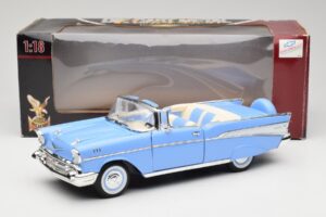Chevrolet Bel Air Cabriolet Bleu Road Signature 1:18 55/1/0863 Métal — image 8 sur 8