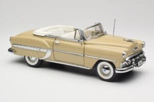 Chevrolet Bel Air Cabriolet Crème Sun Star 1:18 1623 Métal — image 6 sur 8