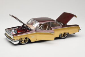 Chevrolet Bel Air Or & Marron Maisto 1:18 31064 Métal — image 2 sur 8