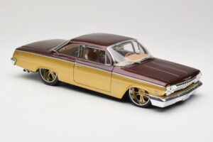 Chevrolet Bel Air Or & Marron Maisto 1:18 31064 Métal — image 6 sur 8