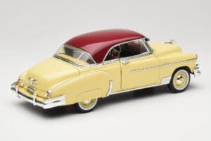 Chevrolet Bel Air Jaune & Rouge Motormax 1:18 73111 Métal — image 3 sur 8