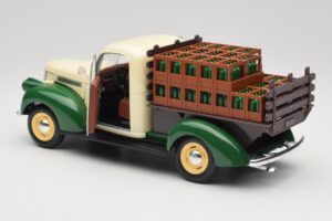 Chevrolet Brasseur Perrier Fourgonnette Vert Solido 1:18 203243 Métal — image 5 sur 8