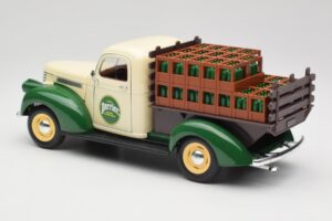 Chevrolet Brasseur Perrier Fourgonnette Vert Solido 1:18 203243 Métal — image 7 sur 8