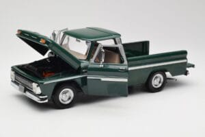 Chevrolet C-10 Vert Sun Star 1:18 1360 Métal — image 2 sur 8