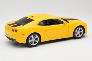 Chevrolet Camaro SS RS Jaune Maisto 1:18 31173 Métal — image 3 sur 8