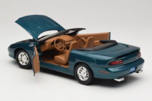 Chevrolet Camaro Z28 Cabriolet Vert American Muscle 1:18 7231D0 Métal — image 5 sur 8