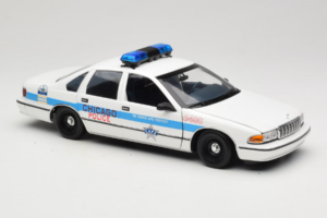 Chevrolet Caprice Chicago Police UT Models 1:18 180142096 Métal — image 6 sur 8